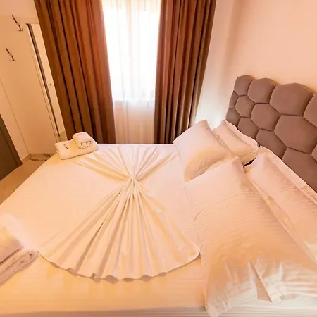 Santa Oliva Suites Ksamil Exterior foto