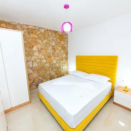 Santa Oliva Suites Ksamil Exterior foto