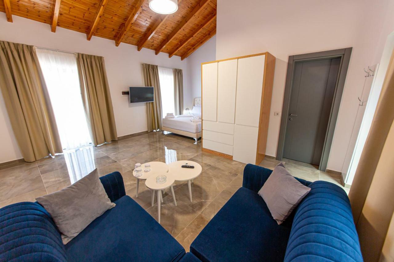 Santa Oliva Apartment